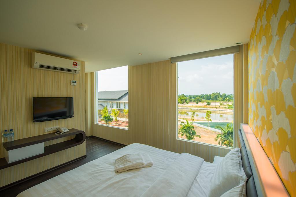 Riverfront Sentral Hotel Malacca Eksteriør billede